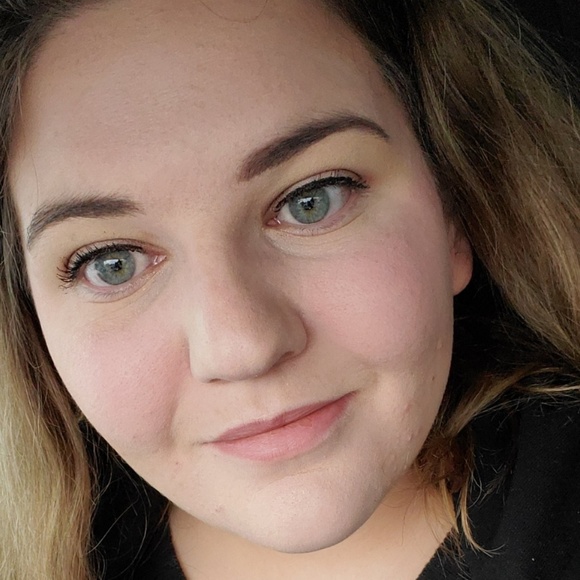 Meet your Posher, Krystal-ann - Picture 1 of 1